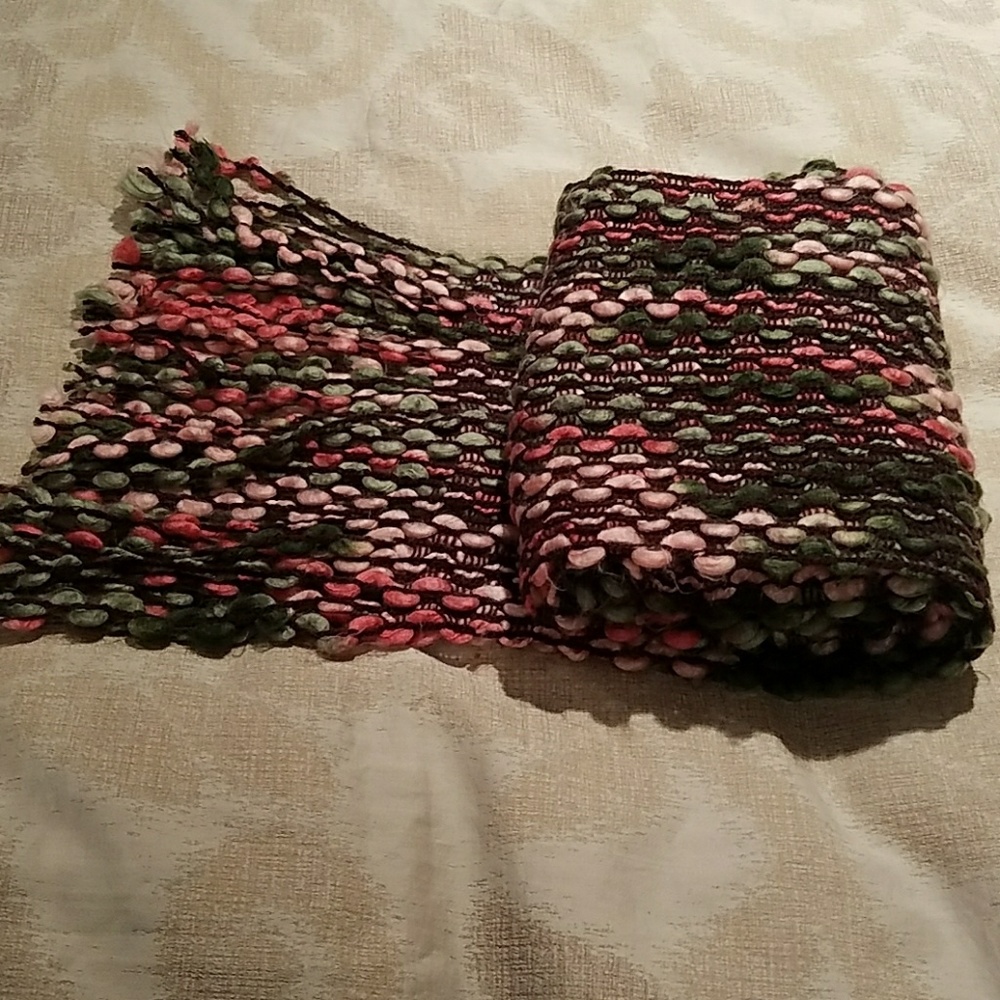 Scarf - Picture 2 of 2